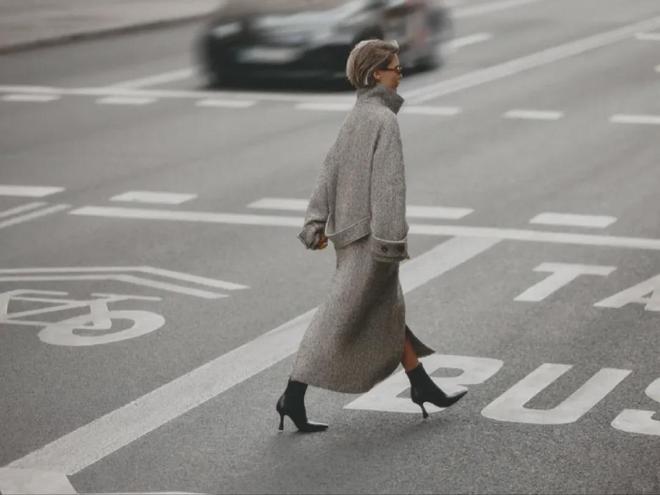 冬季最强搭配！裙子与靴子的完美组合太惊艳了！